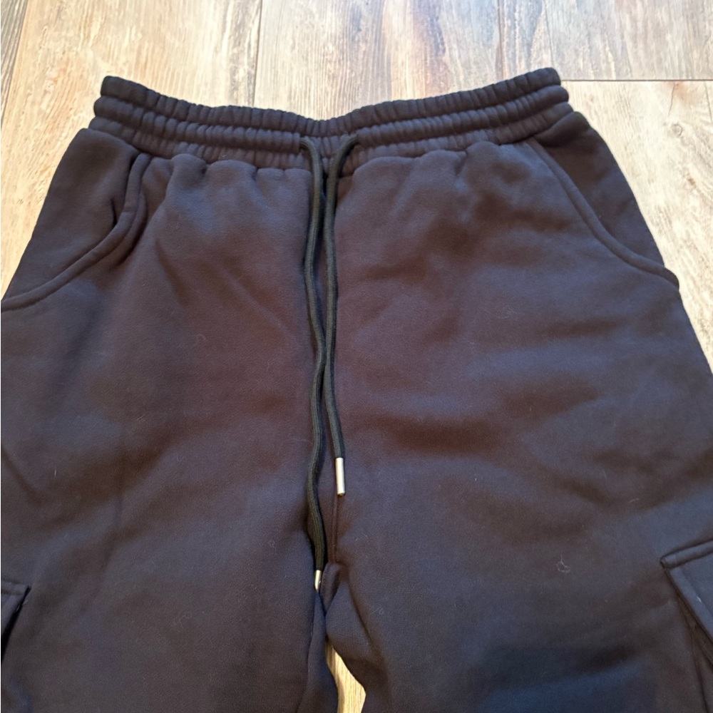 NWOT High Waist Black Cargo Sweatpants - Picture 3 of 6